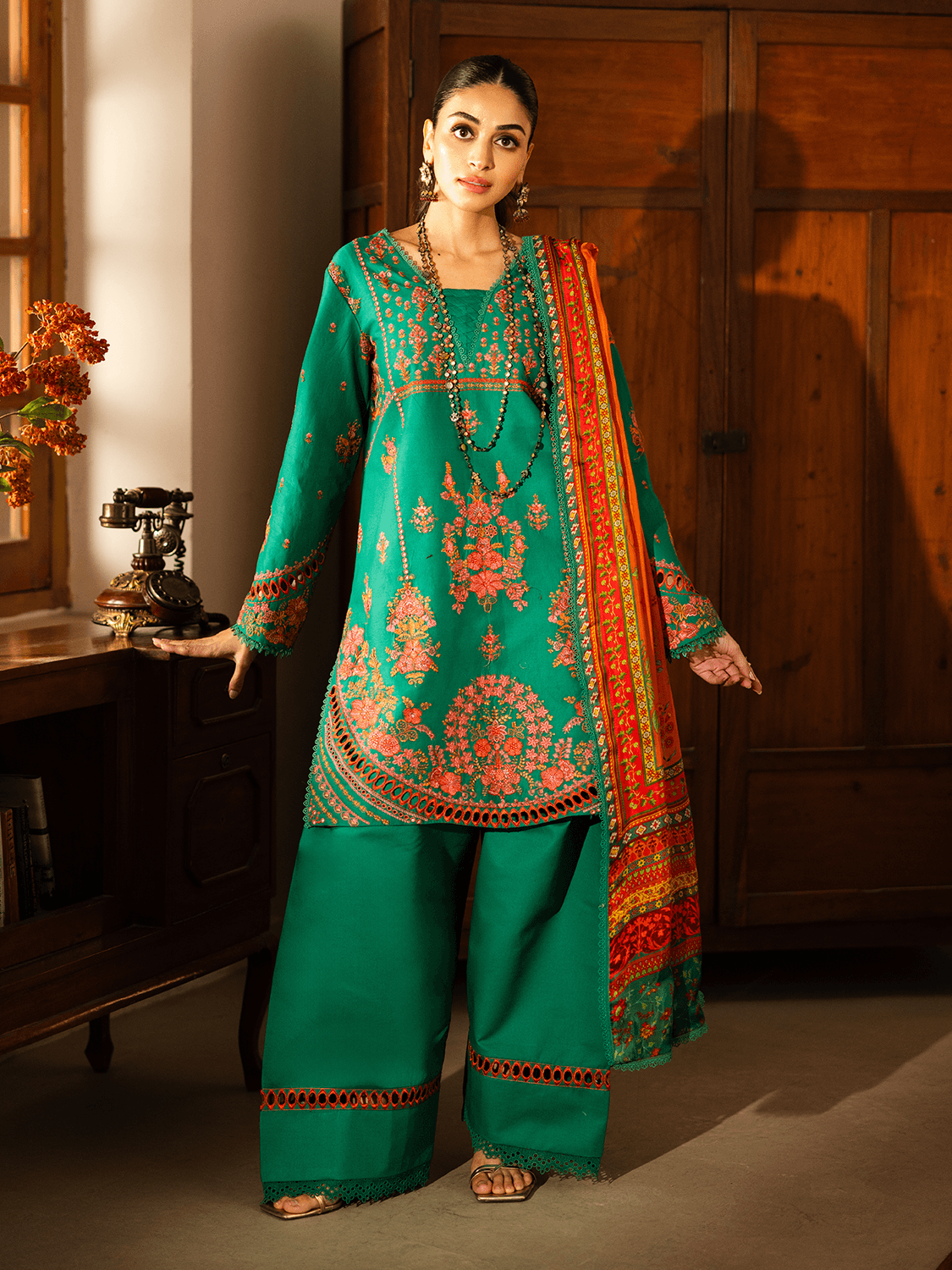 WILD IVY - SAJNI